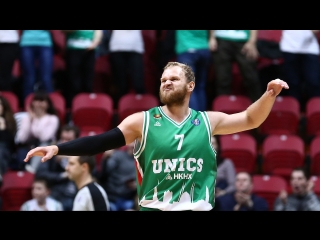 Блок Антона Понкрашова в матче против Нижнего Новгорода