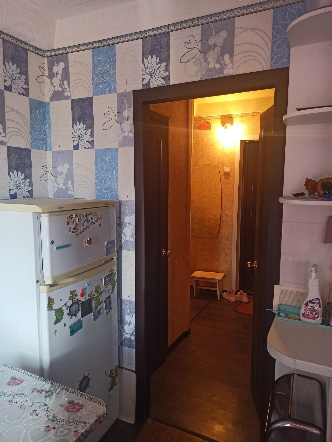 АЛЧЕВСК 🏠 ПРОДАЕТСЯ 3-КОМНАТНАЯ КВАРТИРА В НОВОМ РАЙОНЕ АЛЧЕВСКА Район магазина «Виссон», 9/9 этаж ✅ КЛЮЧЕВЫЕ ПРЕИМУЩЕСТВА: Цена: 3 250 000 руб. ➤ серьезный торг реальному покупателю! Район: удален от заводов — нет пыли и запахов, рядом дет сады и школа, остановка, парковка и детская площадка во дворе Докумен...